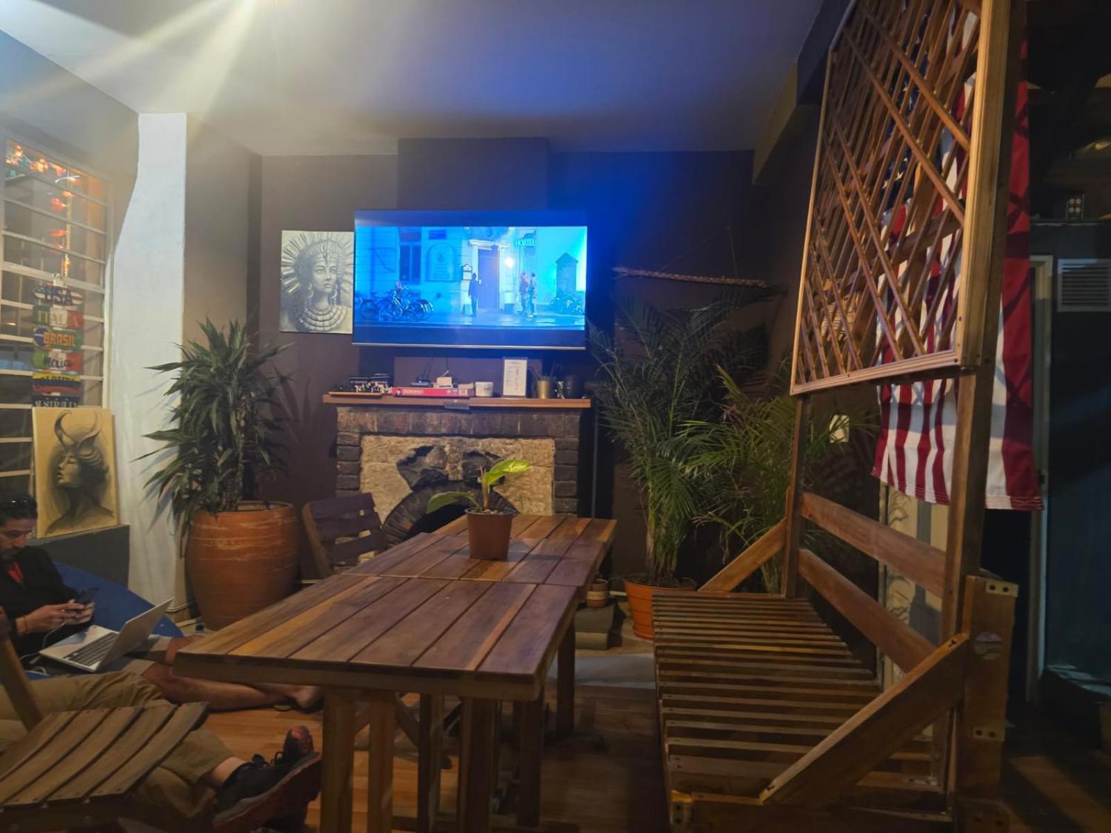 Portelli Hostal Zona G- Para Extranjeros Bogota Ngoại thất bức ảnh